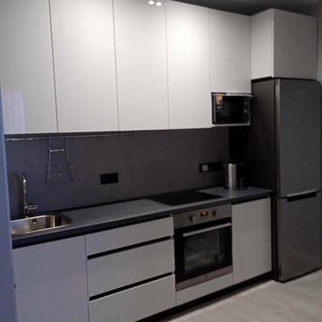 Любомира Гузара просп. (Космонавта Комарова), 15