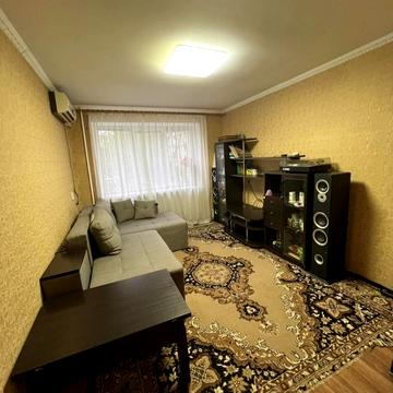 Євгенія Логінова вул. (Крилова), 19а