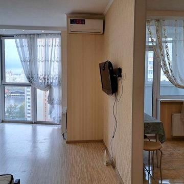 Чудовий варіант!Видова на озеро квартира 54м,вул.Драгоманова 2!