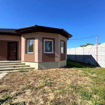 Сучасний будинок 140 м² на 8 сотках землі