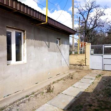 Продается полдома с Двумя домами