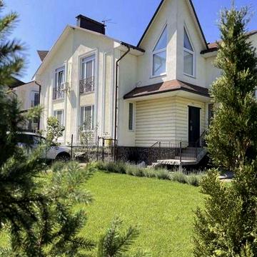 Оренда Будинку | ТаунХауса | Є Цокольний Поверх | Газ | є Відео