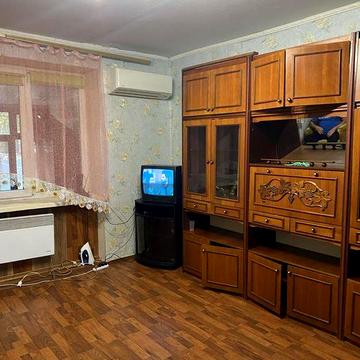 Терміново здаєтсься 2 кім квартира з виходом в двір, Минайська