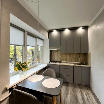 Остапа Вишні вул., 7