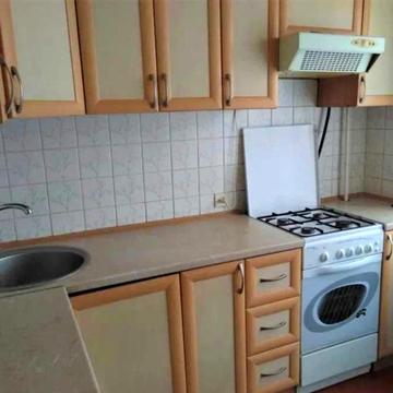 Революції Гідності вул. (Супруна), 13