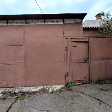 Продам 1/2 дома на Салтовке