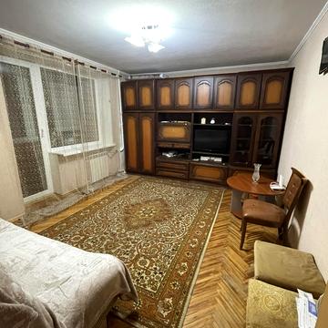 Загорівська вул. (Багговутівська), 38