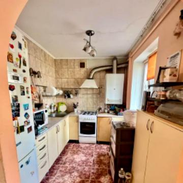 Олександра Поля просп. (Кірова), 143