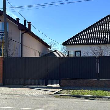 Продаж 3к Дім Небесної Сотні вулиця