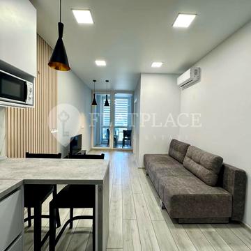 Зарічна вул., 4 к2