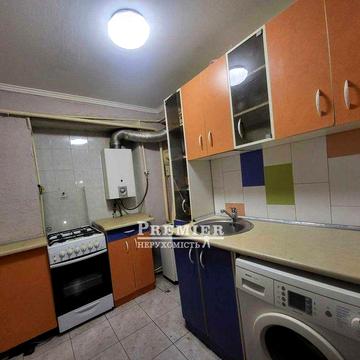 2 комнатная квартира 28 м2 Жилое Состояние ул. Большая Арнаутская