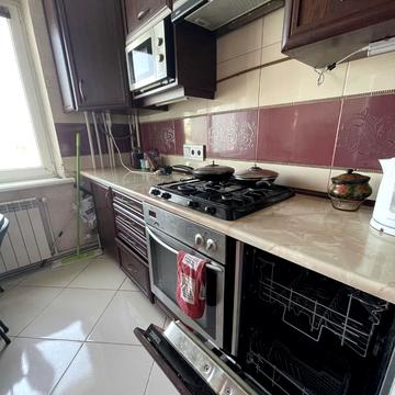 Соборна вул., 4