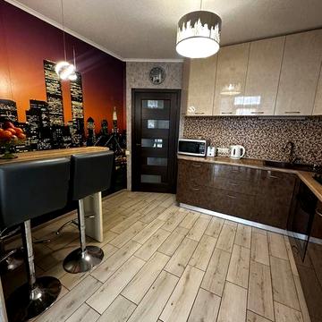 Продам 2кімнатну квартиру  в ЖК Салют на Перемозі-5 (бульвара Слави) ЖК Салют