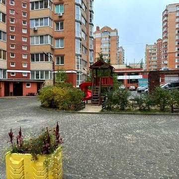 Продам велику 1-квартиру в районі парку Центральний Ірпінь ЖК Київський