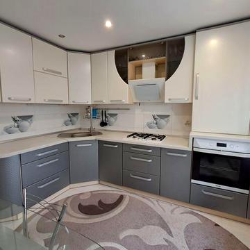 Продам з ремонтом 2-кім.кв по Пр. Миру  (ЗАЗ)