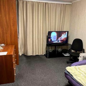 Дарница,Черниговская 2ком Бульвар Верховного Совета 33/1