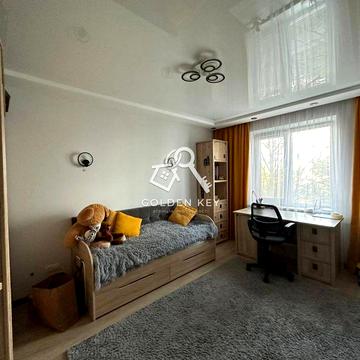 Продаж 3-кімнатної квартири по вул. Володимира Великого 40