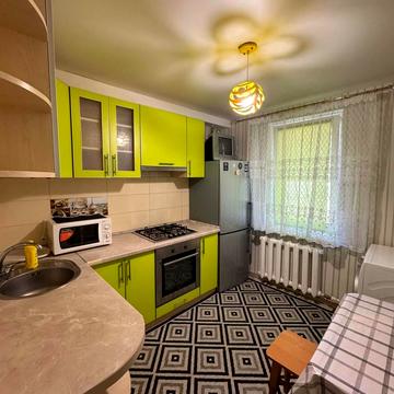 Івана Фунтового вул., 15