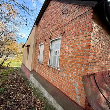 Залізничний пров., 20