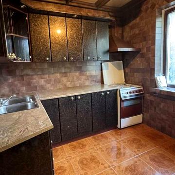 Продається чудова 3к на Озерній , не кутова на дві сторони. ID: 41214