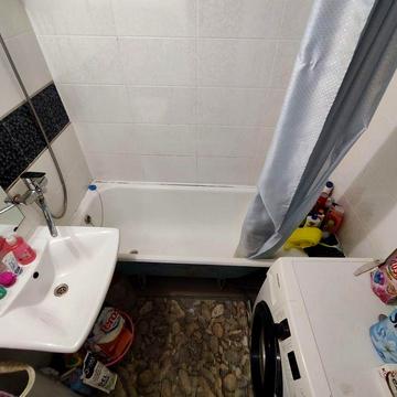 Без выселения двушка Ш-образка на Александрийской 10, 9/9. С животными