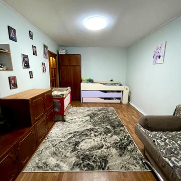 О.Дундича, 16