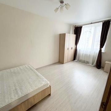 Проїзна вул., 28