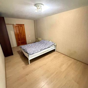 Степана Рудницького вул. (Шолохова), 15