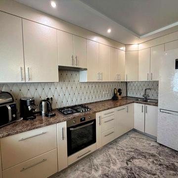 Дворівнева 3 кімнатна квартира з якісним ремонтом