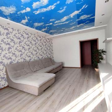 Оренда квартири в центрі в новому будинку з паркомісцем.