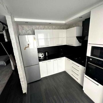 Корольова вул., 23