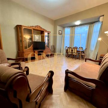 Антоновича вул. (Горького), 24