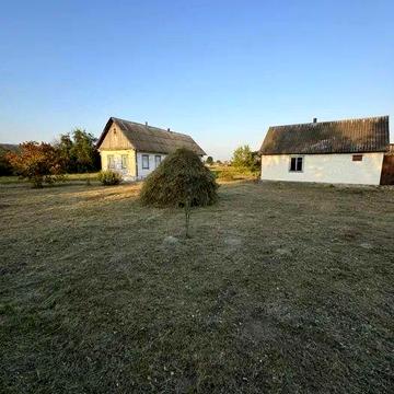 Терміново продам будинок із землею та ставком