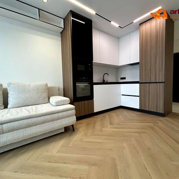 Бельведерська вул., 32а