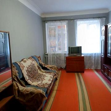 Здається 2 к кв центр 2й поверх! автономне опалення