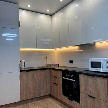 Сдам 1-к квартиру 40 м2 з окремою спальнею в ЖК П`ятий Континент