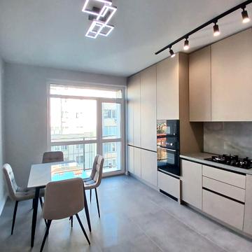 Довженка вул., 31