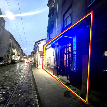 Київська вул., 15