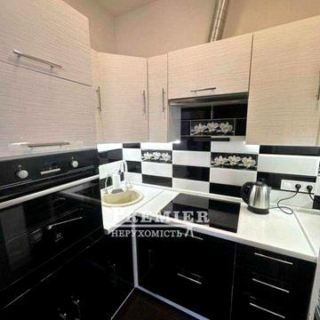 2- комн. квартира в кирпичном доме на Таирово. Спецпроект!