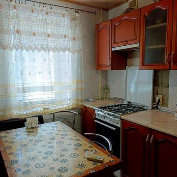 LS-10 Здам 2к гарний стан, метро Вокзальна