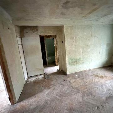 Продаж 2к квартири в Оболонському районі вул. вишгородська 48а