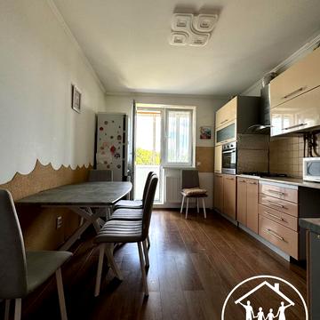 Джона Ленона вул., 39