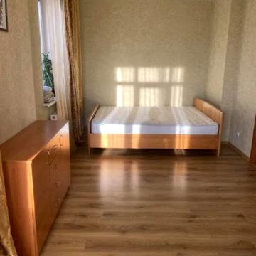 Бориса Гмирі вул., 17