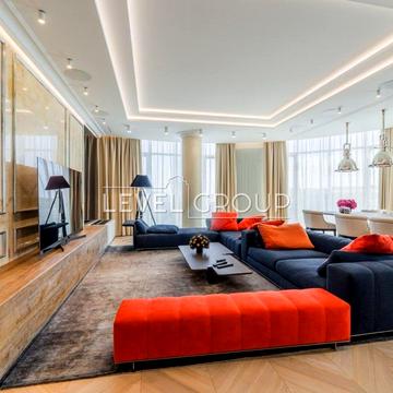 Івана Мазепи вул. (Січневого Повстання), 11-Б