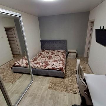 Зернова вул., 6/6