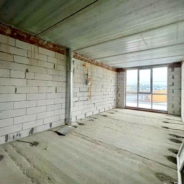 Богдана Хмельницького вул., 70