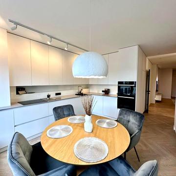 Павла Думанського вул., 27