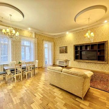 Оренда 4к квартири (3-спальні) Саксаганського 48 метро Університет