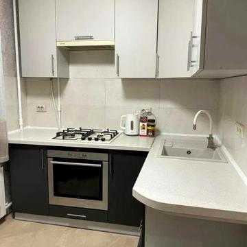 Василя Порика просп., 12