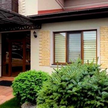 Відмінний будинок у Совіньоні шукає нових власників.